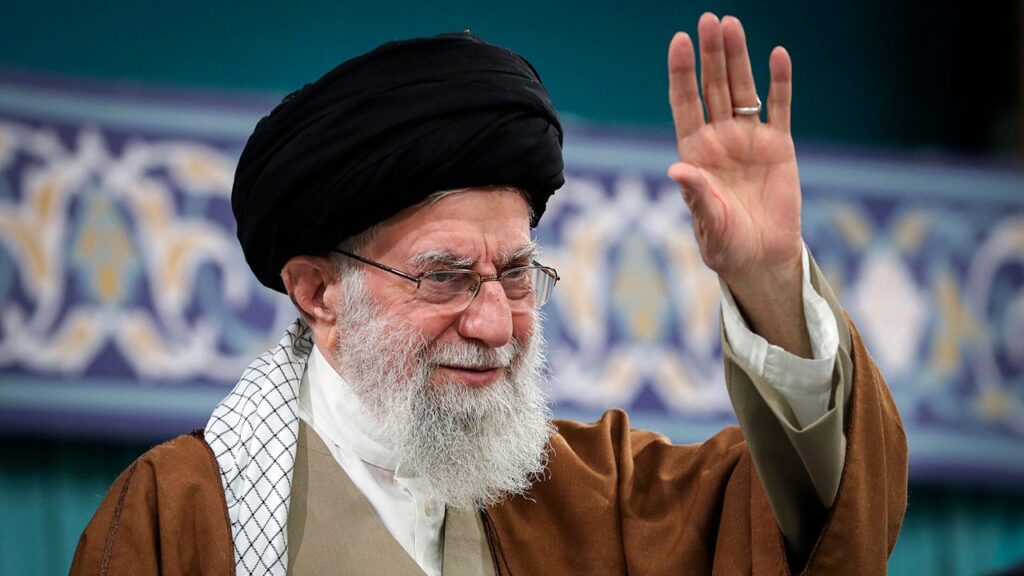 خامنه ایران پس از بازدید از خاورمیانه ، ترامپ را به عنوان دروغگو مورد ضرب و شتم قرار می دهد ، خواستار پایان اسرائیل است