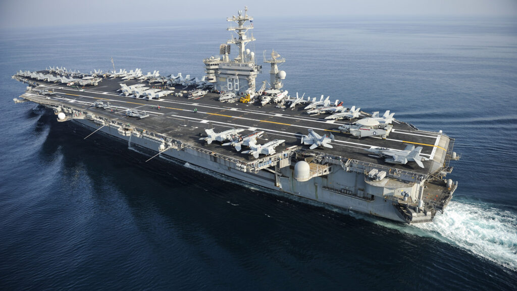 ایالات متحده USS Nimitz ، تانکرهای هوایی به خاورمیانه را در میان آشفتگی افزایش می دهد