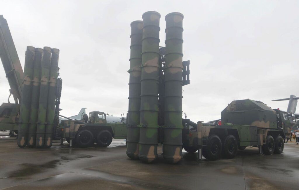 HQ-9B چین سهم بازار دفاع هوایی خاورمیانه روسیه را به چالش می کشد