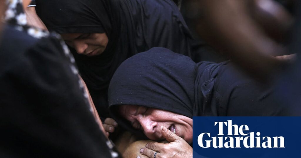 حداقل 32 فلسطینی در غزه کشته شدند زیرا IDF روی جمعیتی که به دنبال غذا هستند آتش می گیرند | غزه