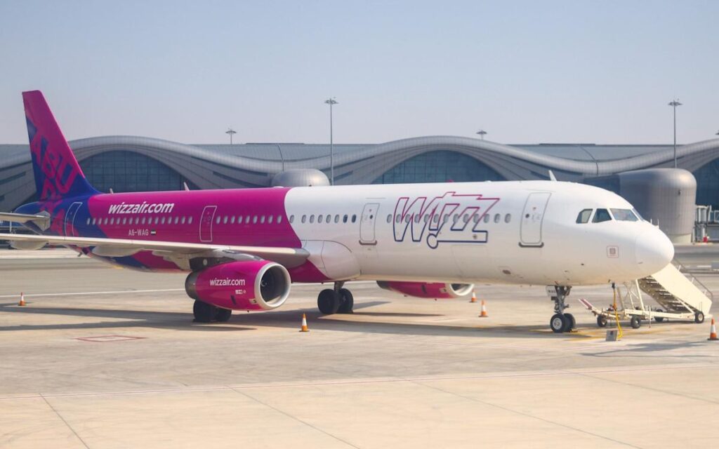Wizz Air خاورمیانه را بر سر شن در موتورها رها می کند