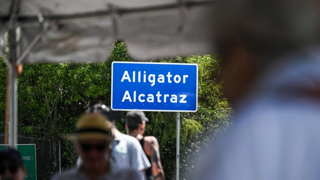 قاضی فلوریدا دستور بسته شدن مرکز بازداشت “تمساح Alcatraz” را می دهد