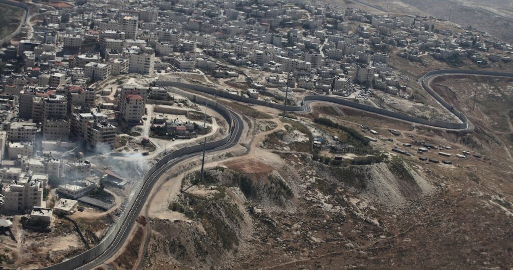همانطور که بیشتر کشورها فلسطین را به رسمیت می شناسند ، خاورمیانه با امکانات دیستوپیایی و آرمانشهر روبرو می شود – تایمز ایرلندی