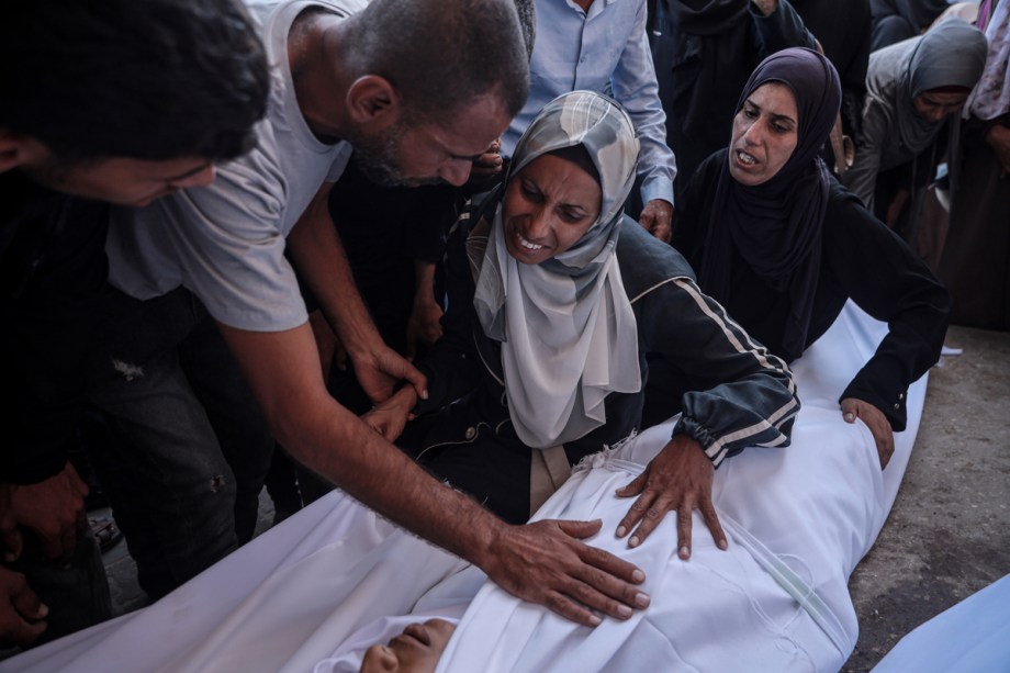 اسرائیل با وجود تماس آتش بس ترامپ – Middle Monitor ، حملات غزه را به قتل 5 فلسطینی ادامه می دهد اسرائیل با وجود تماس آتش بس ترامپ – Middle Monitor ، حملات غزه را به قتل 5 فلسطینی ادامه می دهد