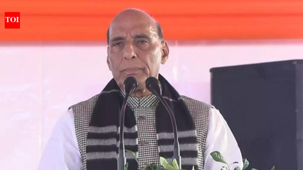 ایران از غیرنظامیان می خواهد مناطقی را که نیروهای آمریکایی در آن حضور دارند ترک کنند. عراقچی حمله آمریکا به مدرسه را جنایت جنگی خواند