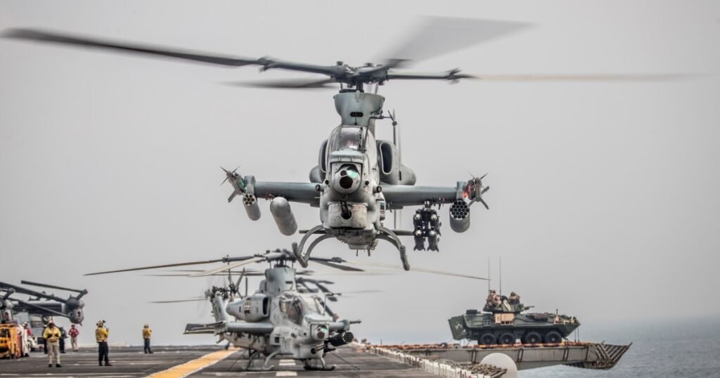 گزارش رسانه ها: ترامپ اعزام نیرو را برای باز نگه داشتن گزینه های خاورمیانه می سنجد