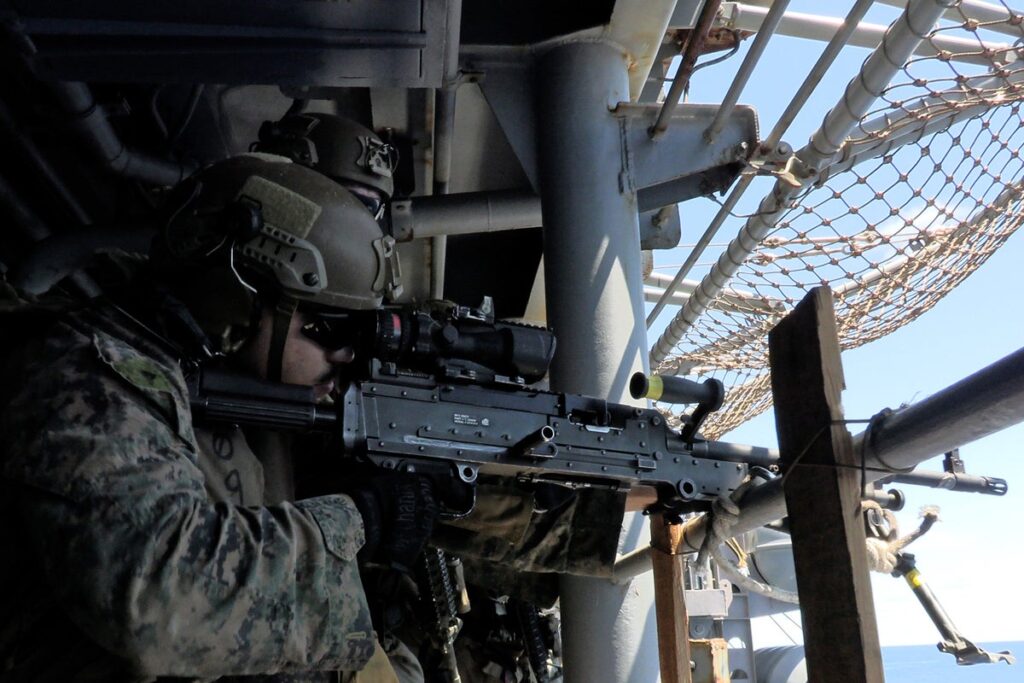 نیروی 3500 تفنگدار دریایی و ملوان وارد خاورمیانه می شود