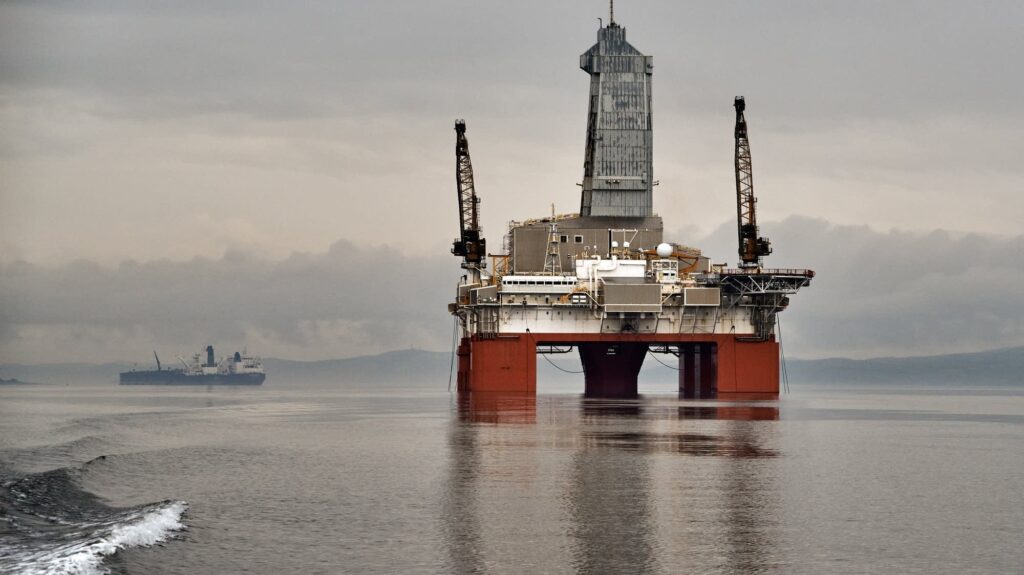 نفت بزرگ مشتاق گسترش خارج از خاورمیانه است