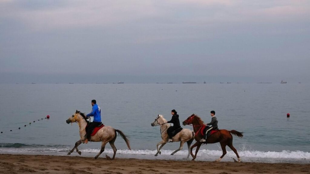 عراق برای صادرات نفت به ترکیه روی می آورد زیرا جنگ خاورمیانه مسیرها را تغییر می دهد – گزارش بین المللی