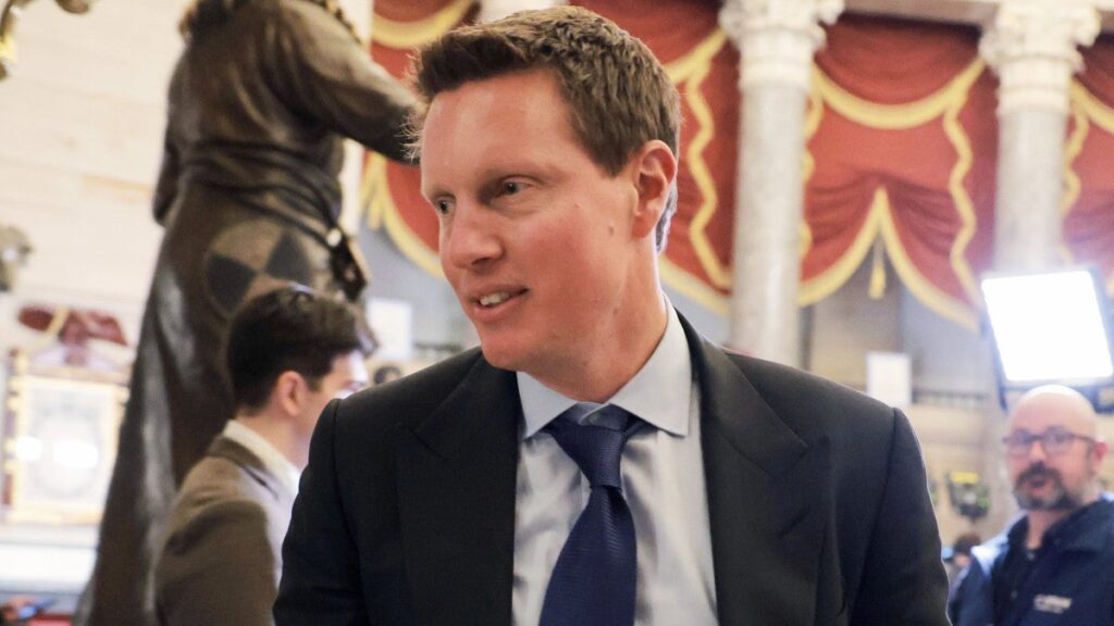 چگونه بودجه خاورمیانه در پشت معامله پارامونت بر فیلم ها تأثیر می گذارد