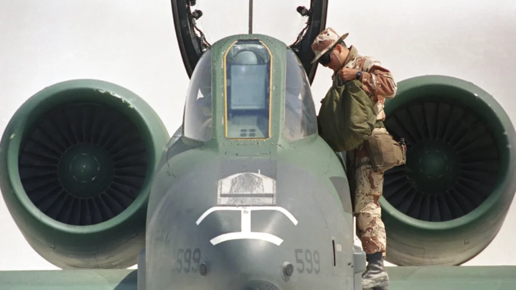 هواپیمای A-10 مورد اصابت پدافند هوایی ایران قرار گرفت، دومین هواپیمای آمریکایی که در خاورمیانه سرنگون شد