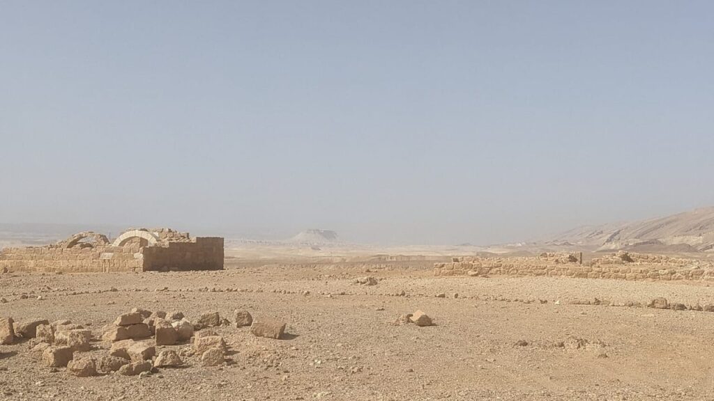 مقامات می گویند که اسرائیل دومین پایگاه نظامی سری را در صحرای عراق ساخته است